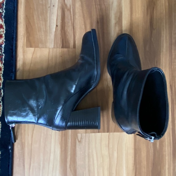 ZARA PATENT LEATHER ANKLE BOOTS :D - Picture 7 of 10